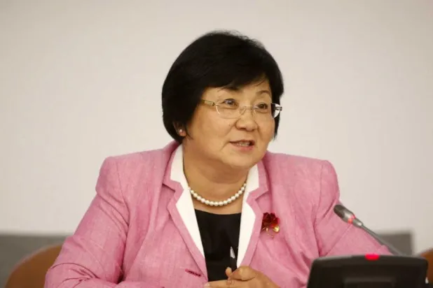 رئيسة قرغيزستان السابقة روزا أوتونباييفا (أرشيفية)