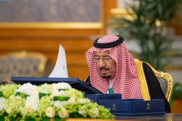 خادم الحرمين الشريفين يترأس جلسة مجلس الوزراء (واس)