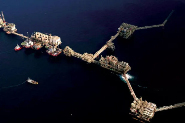 إرساء عقود لإنشاء خط أنابيب  لنقل الغاز في الإمارات