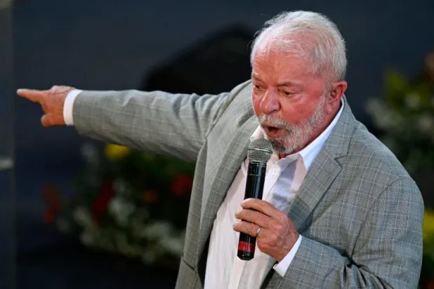 المرشح للانتخابات الرئاسية بالبرازيل لويز إيناسيو لولا دا سيلفا (أ.ف.ب)