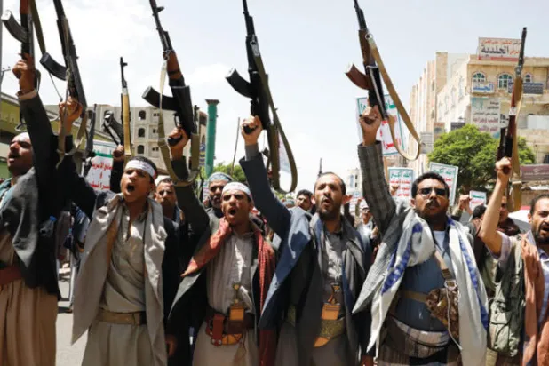 مسلحون حوثيون في صنعاء (إ.ب.أ)