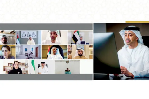 الشيخ عبد الله بن زايد خلال مؤتمر افتراضي عُقد أمس للجنة العليا لمؤتمر الأطراف «كوب 28» (وام)