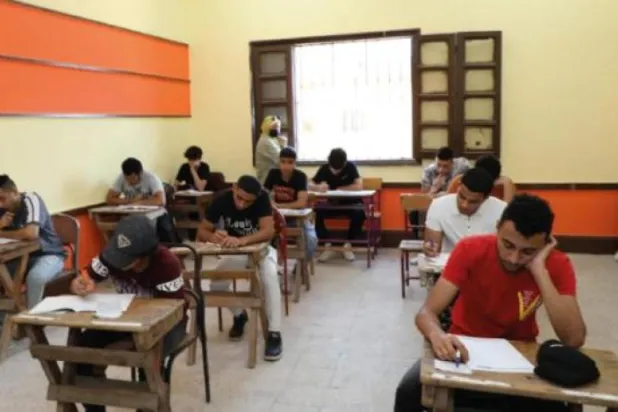 طلاب ثانوية عامة