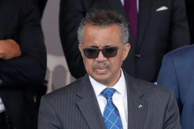 ڈبلیو ایچ او کے ڈائریکٹر جنرل ٹیڈروس اذانوم گیبریئس کو دیکھا جا سکتا ہے (اے پی)