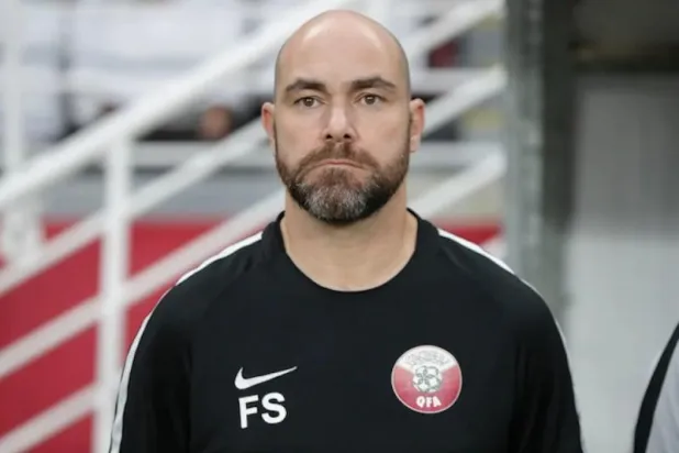 الإسباني فيليكس سانشيس مدرب منتخب قطر لكرة القدم (رويترز)