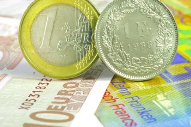 الفرنك السويسري (تويتر)