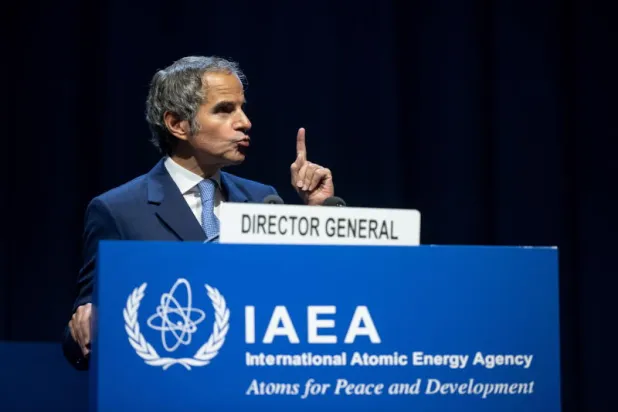 مدير الوكالة الدولية للطاقة الذرية رافاييل غروسي (إ.ب.أ)