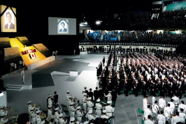 اليابان: جنازة وطنية غير دينية لشينزو آبي