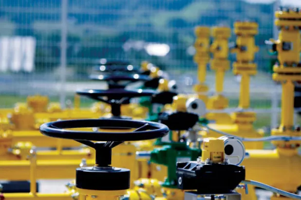 إيطاليا آخر ضحايا الغاز الروسي (رويترز)