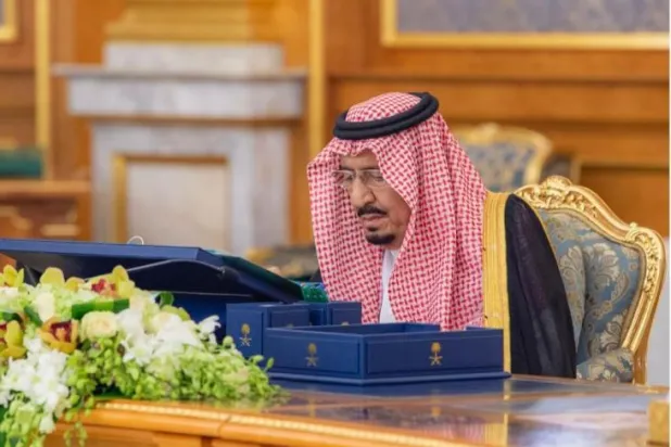 خادم الحرمين الشريفين يترأس جلسة مجلس الوزراء (واس)