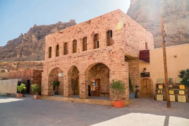 تهدف الاتفاقية إلى تعزيز ودعم جهود الحفاظ على المواقع التراثية بجميع أنواعها وفق أفضل الممارسات الدولية (الشرق الأوسط)