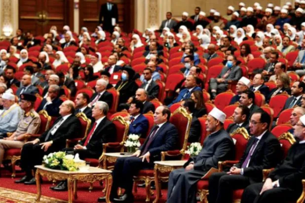 Sisi, Evkaf Bakanlığı tarafından düzenlenen törende (Mısır Cumhurbaşkanlığı Medya Ofisi)