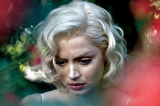 آنا د أراماس مرشحة منافسة عن «بلوند»