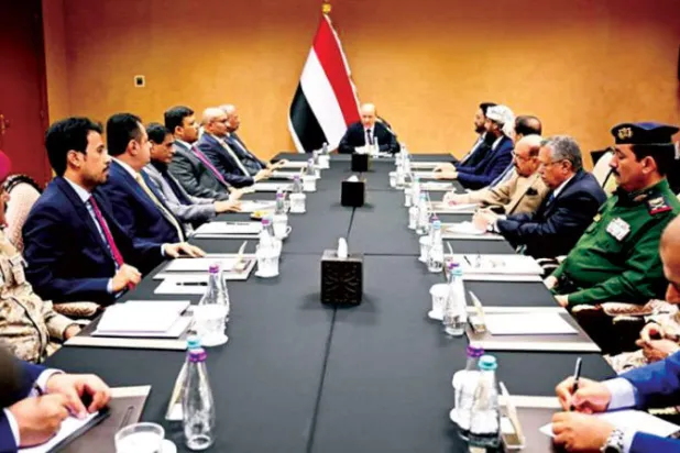 مجلس القيادة الرئاسي في اليمن أكد في أحدث اجتماعاته سعيه إلى استعادة الدولة وإنهاء الانقلاب الحوثي (سبأ)