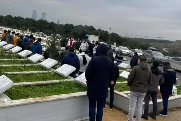 مجموعة من «شباب الإخوان» منتمية لـ«جبهة التغيير» خلال تجمع لهم (صفحات على «فيسبوك» و«تليغرام»)