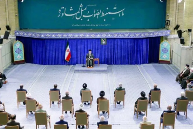 خامنہ ای کی ایکسپیڈینسی کونسل کے ساتھ ملاقات سے (رائٹرز)