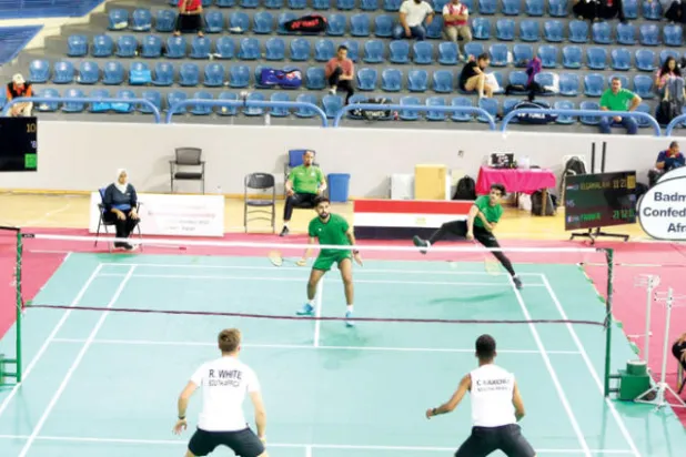 اهتمام متزايد من اللاعبين السعوديين والسعوديات بلعبة الريشة الطائرة (الشرق الأوسط)