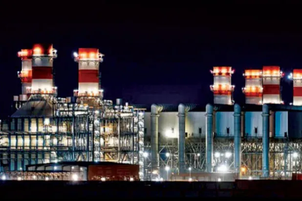 محطة كهرباء العاصمة الإدارية في مصر (رويترز)