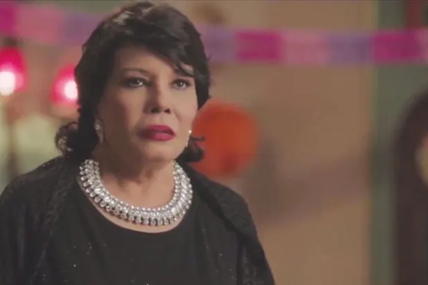 الفنانة فردوس عبد الحميد في مشهد من المسلسل