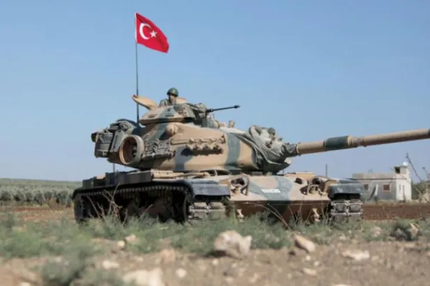 Afrin’deki bir Türk tankı. (AFP)