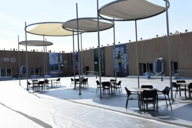 جانب من المنطقة الزرقاء التي تديرها الأمم المتحدة خلال «كوب27» (رئاسة الوزراء)