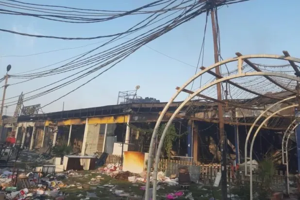 الحريق الأخير هو الخامس على التوالي في الموقع نفسه - فيما أحيل المشروع إلى القضاء لمخالفته قانون الدفاع المدني