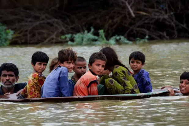 الفيضانات التي شهدتها باكستان تذكر العالم بأهمية اتخاذ مواقف إيجابية في «كوب 27»  (غيتي)