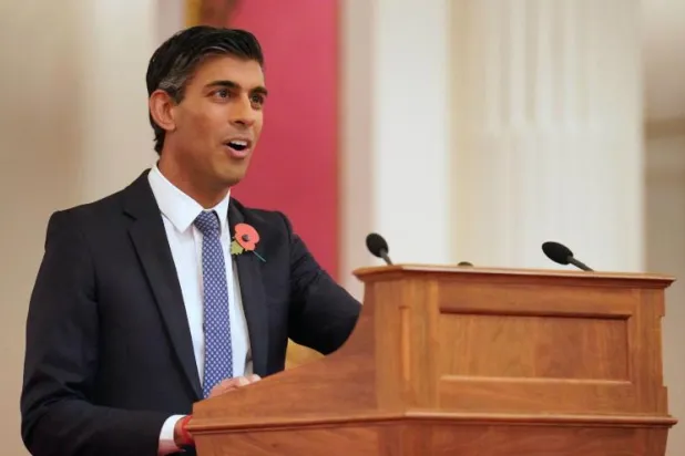 رئيس الوزراء البريطاني ريشي سوناك (أ.ف.ب)