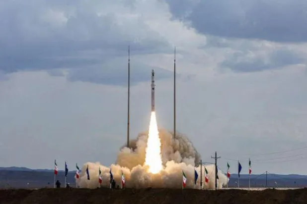 «الحرس الثوري» الإيراني يعلن إنتاج «باليستي فرط صوتي»