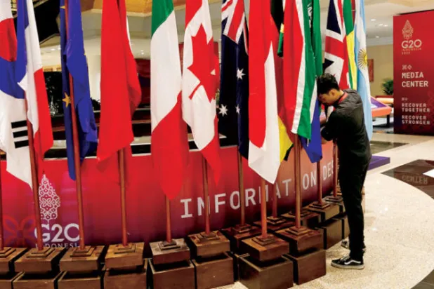 5 ملفات رئيسية ستكون مطروحة للتداول أمام قادة قمة العشرين الذين يلتقون ما بين 14 و17 الشهر الجاري بينما يبدأ وصول غالبيتهم صباح الاثنين (رويترز)