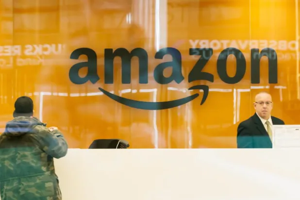 مكتب شركة «أمازون» في نيويورك (إ.ب.أ)