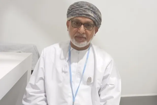 إبراهيم العجم المشرف على أعمال الشؤون المناخية في هيئة البيئة العمانية (الشرق الأوسط)