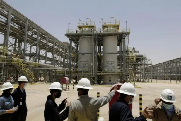 Aramco'nun Suudi Arabistan'ın doğu bölgesindeki istasyonu (AP) 
