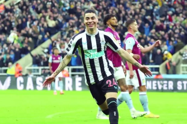 تحول ألميرون إلى مهاجم قادر على هزّ الشباك باستمرار مكافأة له على العمل الجاد والدؤوب (رويترز)