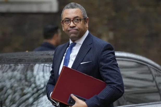 وزير الخارجية البريطاني جيمس كليفرلي (أ.ب)