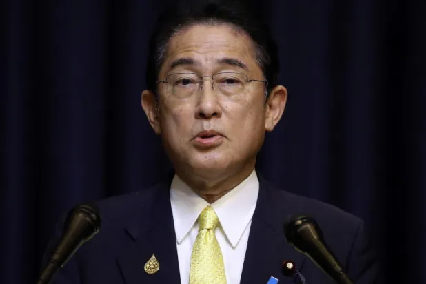 رئيس الوزراء الياباني فوميو كيشيدا (إ.ب.أ)