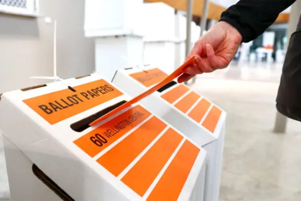 أعلى محكمة في نيوزيلندا تقضي لصالح خفض سن الاقتراع