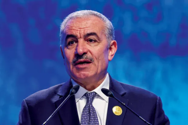 رئيس الوزراء الفلسطيني محمد أشتية (أ.ف.ب)