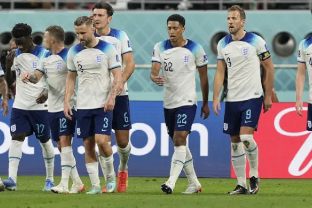 لاعبو إنجلترا تصدروا عبر منتخب «الأسود الثلاثة» قائمة الأعلى قيمة في المونديال (أ.ب)