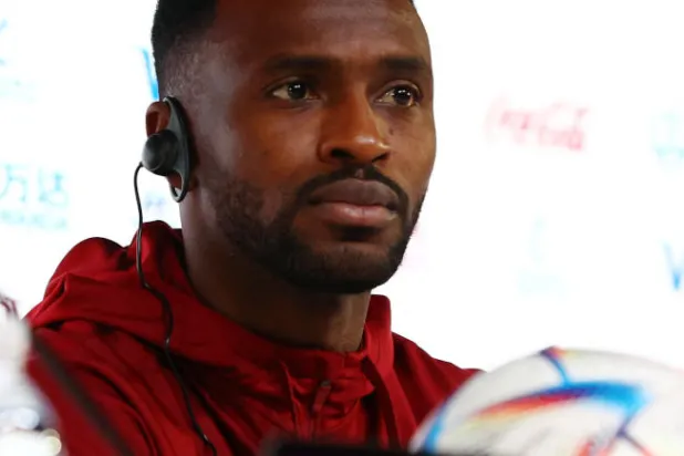 إسماعيل محمد عبر عن ثقته بعودة العنابي للطريق الصحيح (رويترز)