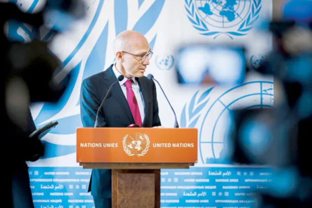 المفوّض السامي لحقوق الإنسان فولكر تورك يتحدث للصحافيين في جنيف أمس (أ.ف.ب)