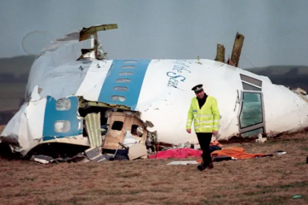صورة أرشيفية لطائرة «بان أمريكان» التي سقطت فوق بلدة لوكربي الأسكتلندية عام 1988 (أ.ف.ب)