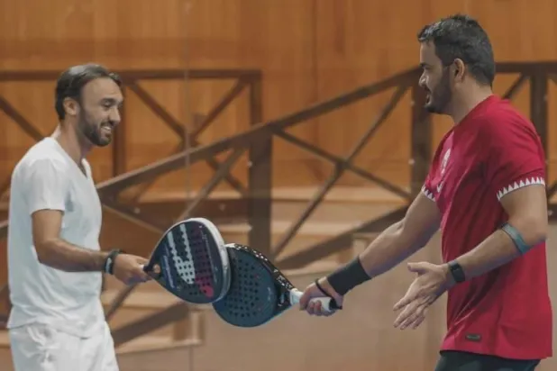 صورة من اللقاء نشرها موقع الاتحاد السعودي لـ«البادل»