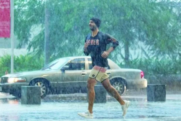 Cidde'de dün, (Perşembe) yağan yağmurun bir kısmı (Fotoğraf: Abdullah Al-Falih)
