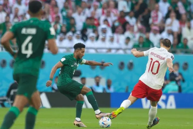 من مباراة المنتخب السعودي أمام بولندا (تصوير: صالح الغنام)