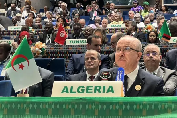 الوفد الجزائري في القمة (الشرق الأوسط)