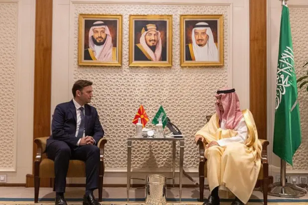 الأمير فيصل بن فرحان وزير الخارجية السعودي يستقبل نظيره المقدوني وبويار عثماني بالرياض (واس)