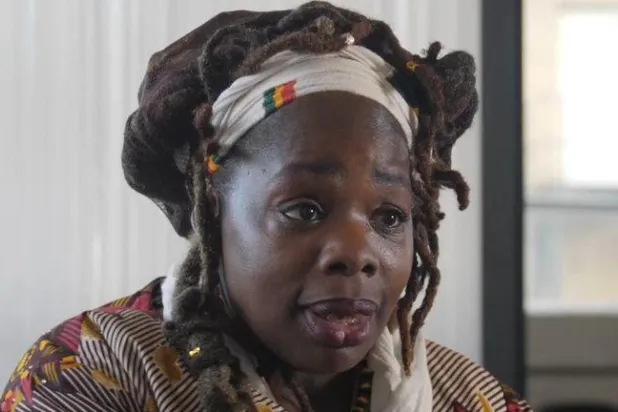 نغوزي فولاني رئيسة مؤسسة «سيستاه سبيس» الخيرية (وسائل إعلام بريطانية)