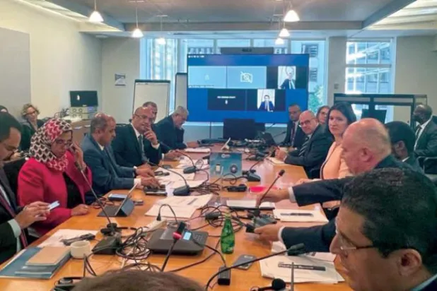 Yemenli bakanlar, Dünya Bankası yetkilileriyle bir araya geldi. (Hükümet Medya Ofisi)