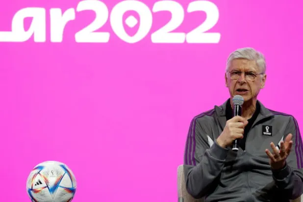 أرسين فينغر مسؤول التحليل الفني لمباريات كأس العالم (إ.ب.أ)